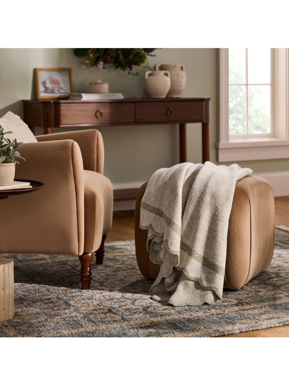 Scalloped Edge Throw Green - Threshold designed with Studio McGee - Picture 2 of 3
